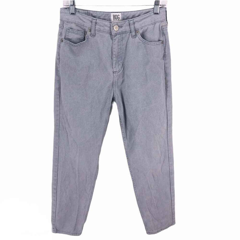 BDG UOF Light Wash Denim High Waiated Mom Jean Women’s Size 29x32
